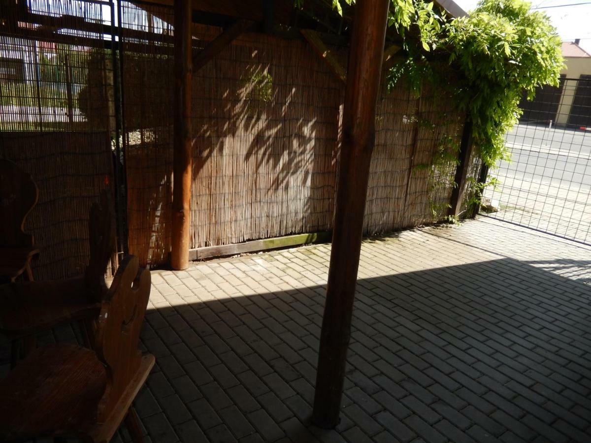Ubytovani Ronsperk Pobezovice ภายนอก รูปภาพ